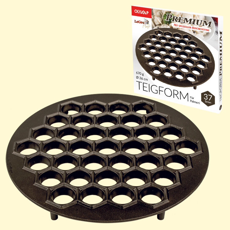 Vajilla  para preparacion de los "pelmeni" (ravioli)